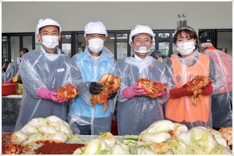 정인화 시장, 광양읍 통합 1,004포기 사랑의 김장김치 담그기 나눔 행사 참여