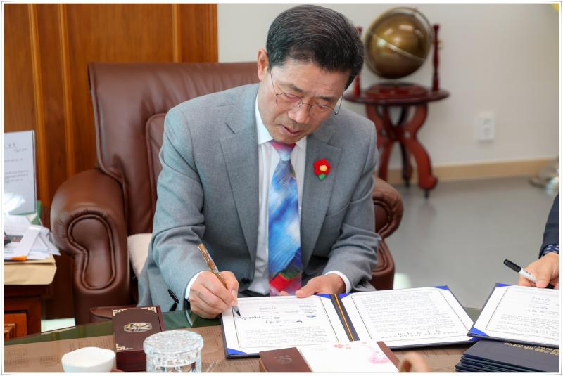 정인화 시장, 광양만권 물공급망 구축을 위한 관계기관 업무협약 참석