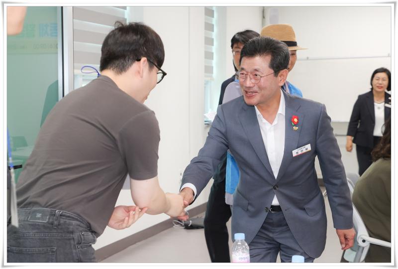 정인화 시장, 2025년 마을공동체 활동 대표자 워크숍 격려
