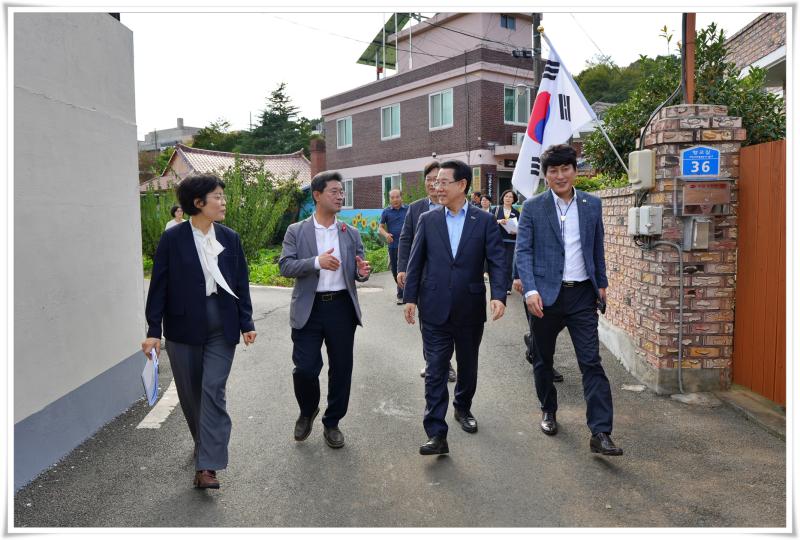 정인화 광양시장·김영록 전남도지사, 광양 으뜸마을 현장서 지역현안 논의