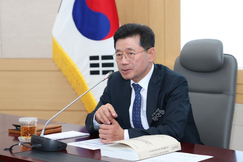정인화 시장, 국·도비 건의 사업 및 공모·시상 사업 발굴 보고회 주재
