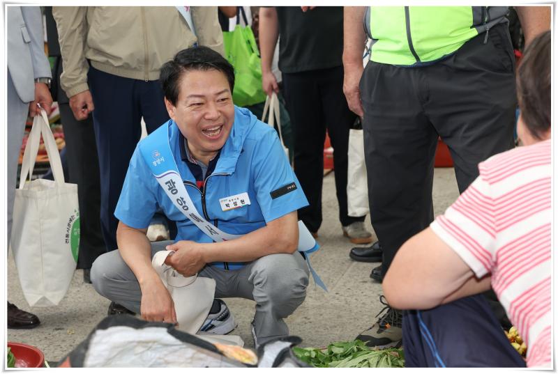 박성현 시장, 2026년「추석」맞이 옥곡5일장 찾아