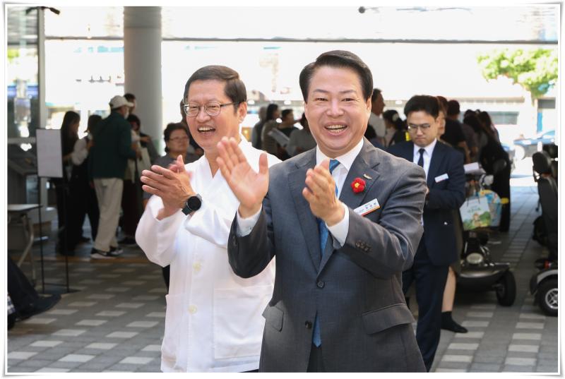 박성현 시장, 중마장애인복지관 추석 맞이 행사 참석