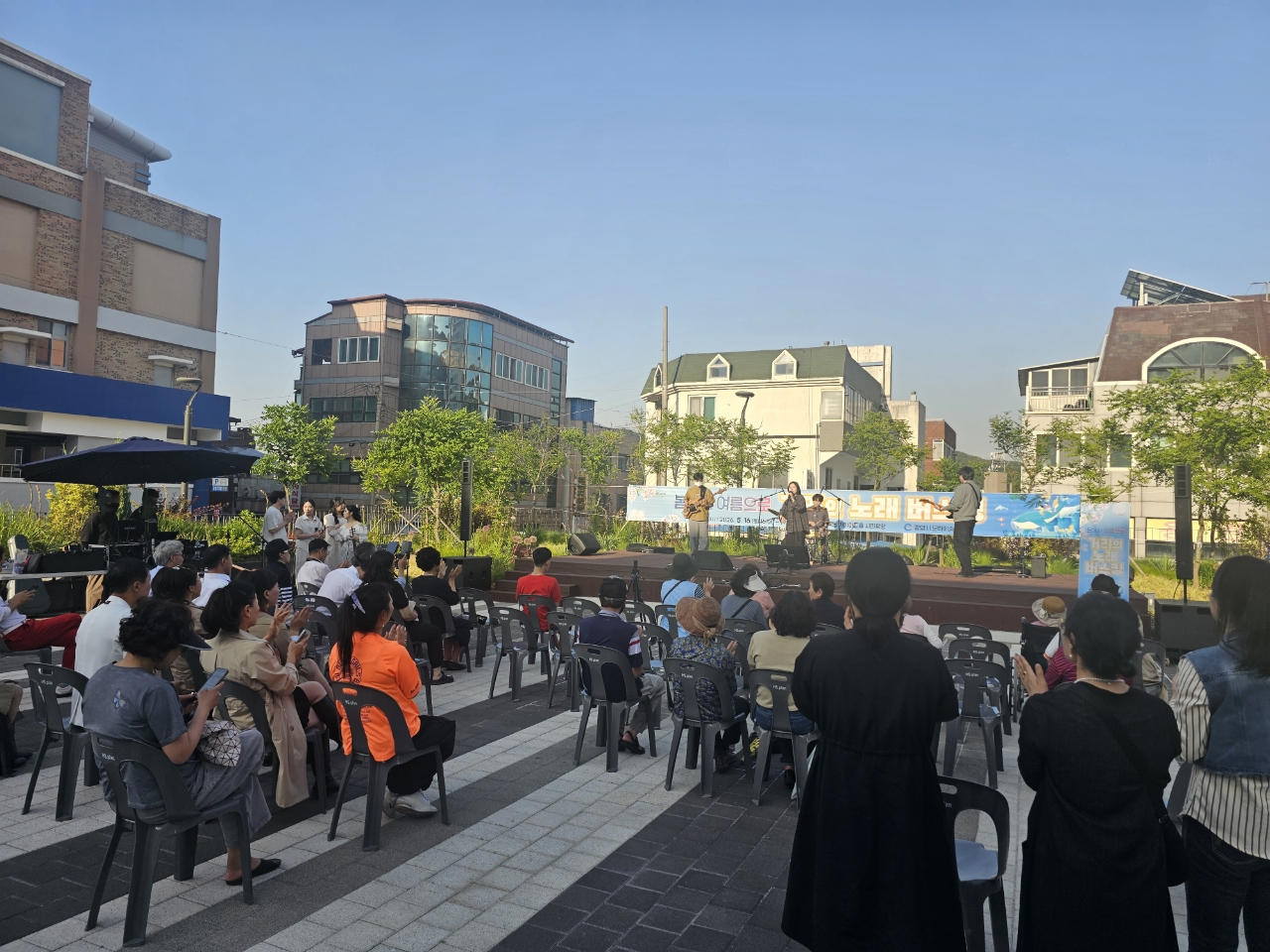 광양시, 시민과 함께하는 ‘거리의 노래 버스킹’ 성료 - 문화 | 코리아NEWS